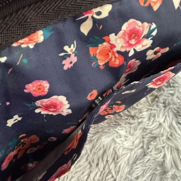LeSportsac Navy and Pink Floral Crossbody Bag - Picture 4 of 12